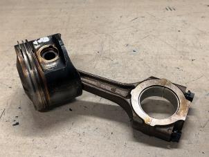 Używane Tlok Alfa Romeo 146 (930B) 1.4 Twin Spark 16V Cena € 40,00 Procedura marży oferowane przez A.T.S. van de Wiel