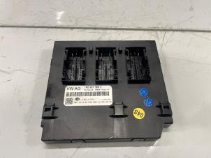 Begagnade Dator , karosskontroll (BCM) Volkswagen Golf VI (5K1) 1.4 TSI 122 16V Pris € 85,00 Marginaltabell erbjuds av A.T.S. van de Wiel