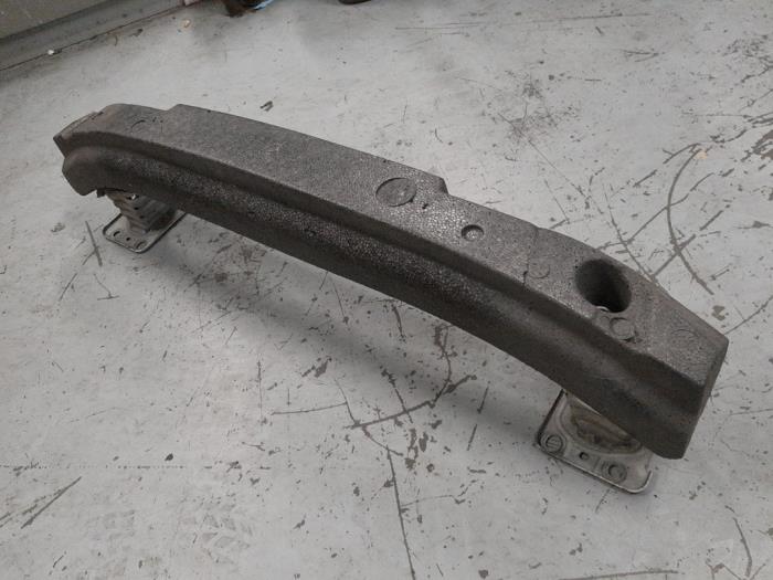 Främre stötfångarram från en Fiat Doblo Cargo (263) 1.6 D Multijet 2012