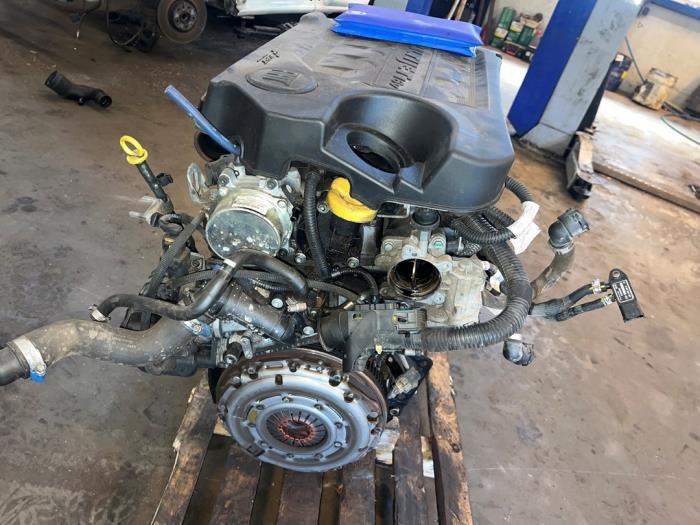 Motor från en Fiat Doblo Cargo (263) 1.6 D Multijet 2012