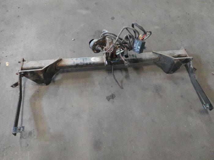 Dragkrok från en Fiat Doblo Cargo (263) 1.6 D Multijet 2012