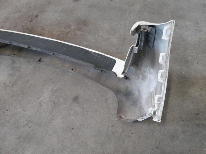 Bakre stötfångare från en Fiat Doblo Cargo (263) 1.6 D Multijet 2012