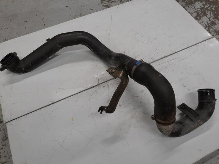 Laddluftkylarrör från en Fiat Doblo Cargo (263) 1.6 D Multijet 2012