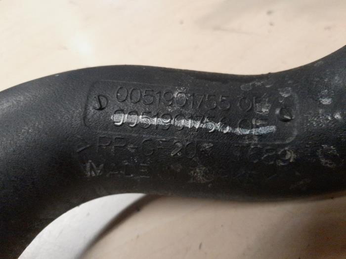 Laddluftkylarrör från en Fiat Doblo Cargo (263) 1.6 D Multijet 2012