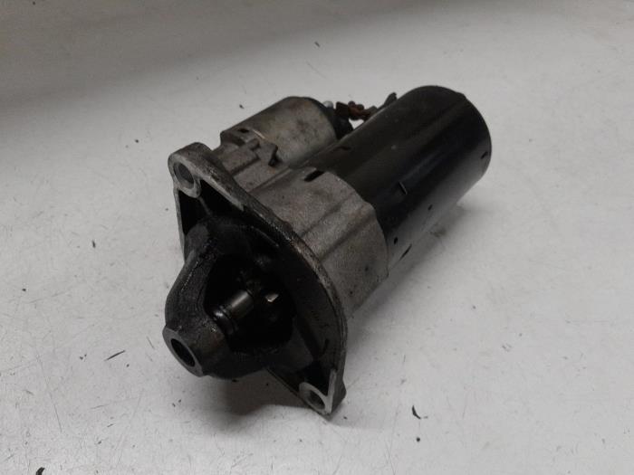 Startmotor från en Fiat Doblo Cargo (263) 1.6 D Multijet 2012