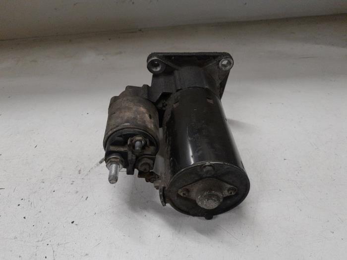 Startmotor från en Fiat Doblo Cargo (263) 1.6 D Multijet 2012