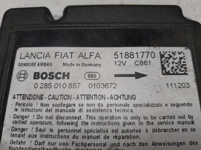 Airbagmodul från en Fiat Doblo Cargo (263) 1.6 D Multijet 2012