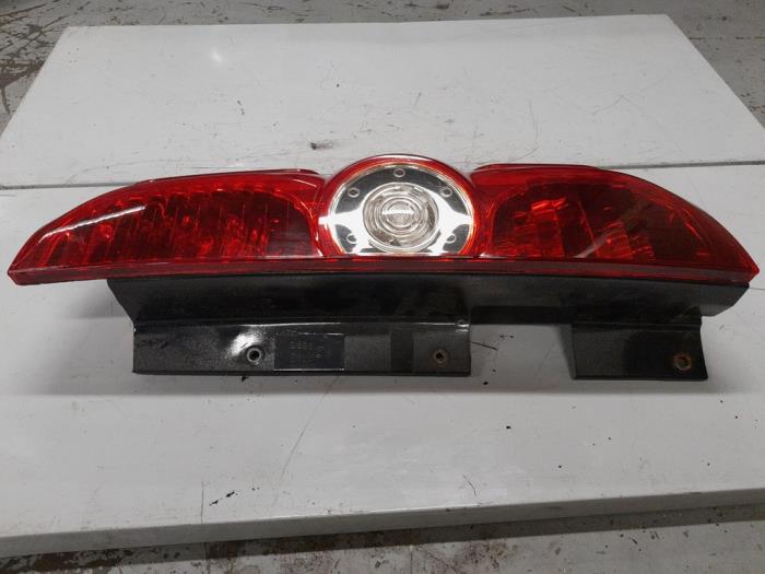 Baklykta, höger från en Fiat Doblo Cargo (263) 1.6 D Multijet 2012