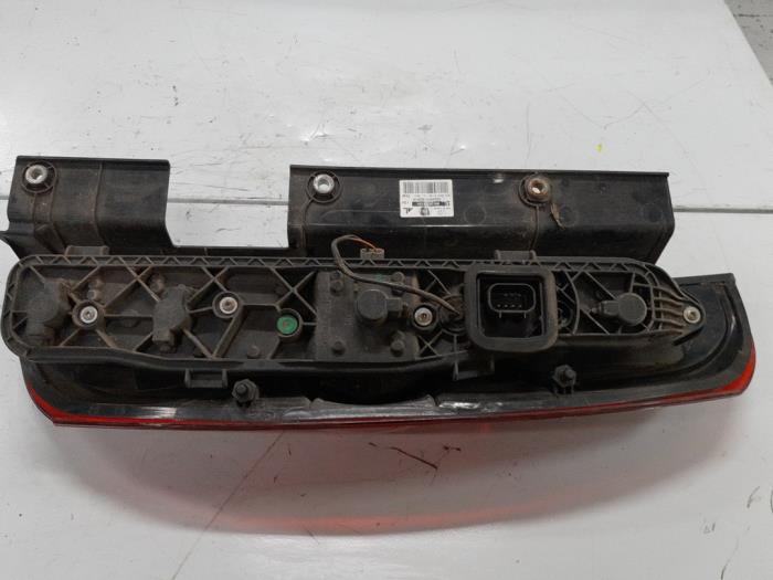 Baklykta, vänster från en Fiat Doblo Cargo (263) 1.6 D Multijet 2012