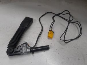 Begagnade Bältessträckare, vänster Fiat Ducato (250) 2.3 D 130 Multijet Pris € 145,00 Marginaltabell erbjuds av A.T.S. van de Wiel