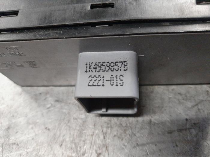 Combischakelaar ramen van een Volkswagen Polo V (6R) 1.4 GTI 16V 2011