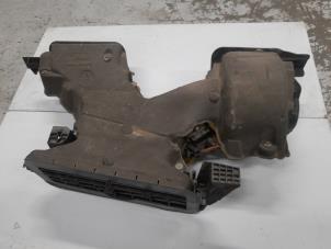 Begagnade Värmarhus Opel Vivaro 2.0 CDTI Pris € 150,00 Marginaltabell erbjuds av A.T.S. van de Wiel