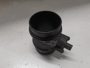 Używane Miernik ilosci powietrza Renault Master III (FV) 2.3 dCi 135 16V FWD Cena € 50,00 Procedura marży oferowane przez A.T.S. van de Wiel