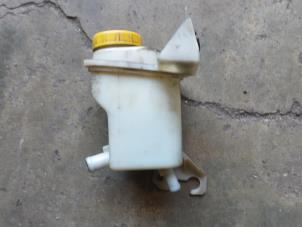 Gebruikte Stuurbekrachtiging Olie Reservoir Fiat Fiorino Prijs € 30,00 Margeregeling aangeboden door A.T.S. van de Wiel