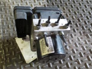 Begagnade ABS-pump Alfa Romeo Giulietta (940) 2.0 JTDm 16V 140 Pris € 185,00 Marginaltabell erbjuds av A.T.S. van de Wiel