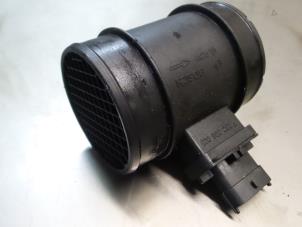 Begagnade Luftflödesmätare Alfa Romeo Giulietta (940) 2.0 JTDm 16V 140 Pris € 45,00 Marginaltabell erbjuds av A.T.S. van de Wiel