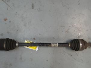 Gebruikte Aandrijfas links-achter Alfa Romeo Brera (939) 3.2 JTS Q4 V6 24V Prijs € 135,00 Margeregeling aangeboden door A.T.S. van de Wiel