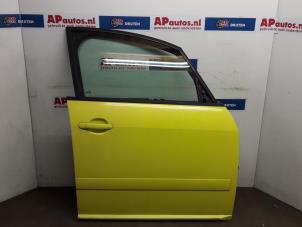 Begagnade Framdörr, 4-dörrars, höger Audi A2 (8Z0) 1.4 TDI Pris € 49,99 Marginaltabell erbjuds av AP Auto's