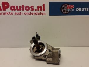 Gebruikte Oliefilterhouder Audi A4 (B5) 1.8 20V Prijs € 35,00 Margeregeling aangeboden door AP Auto's