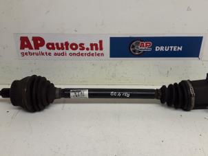 Begagnade Drivaxel, höger fram Audi A4 (B7) 2.0 TDI 16V Pris € 24,99 Marginaltabell erbjuds av AP Auto's