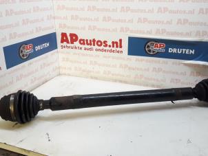 Begagnade Drivaxel, höger fram Audi A3 (8L1) 1.6 Pris € 24,99 Marginaltabell erbjuds av AP Auto's
