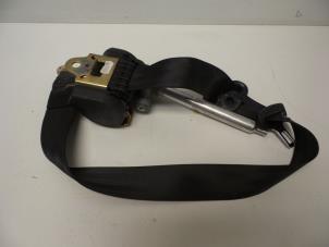 Gebruikte Veiligheidsgordel links-voor Audi A4 (B5) 1.8 20V Prijs € 19,99 Margeregeling aangeboden door AP Auto's