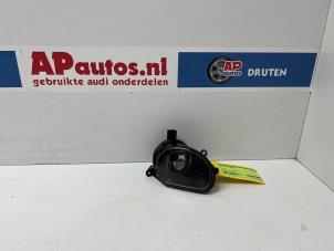 Begagnade Dimljus, vänster fram Audi A3 Sportback (8PA) 2.0 FSI 16V Pris € 20,00 Marginaltabell erbjuds av AP Auto's