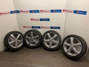 Begagnade Hjuluppsättning + däck Mercedes B (W245) 2.0 B-200 16V Pris € 349,99 Marginaltabell erbjuds av AP Auto's