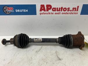 Gebruikte Steekas links-voor Audi A5 Cabrio (8F7) 2.0 TFSI 16V Quattro Prijs € 49,99 Margeregeling aangeboden door AP Auto's