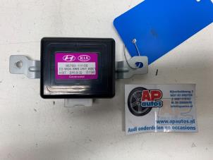 Używane Modul czujników parkowania Kia Cee'd Sporty Wagon (EDF) 1.4 CVVT 16V Cena € 34,99 Procedura marży oferowane przez AP Auto's