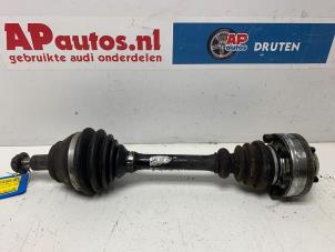 Gebruikte Aandrijfas links-voor Audi TT (8N3) 1.8 T 20V Quattro Prijs € 19,99 Margeregeling aangeboden door AP Auto's