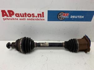 Begagnade Drivaxel, vänster fram Audi A6 (C7) 2.8 V6 24V FSI Pris € 74,99 Marginaltabell erbjuds av AP Auto's