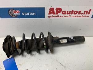Gebruikte Schokdemperpoot rechts-voor Audi Q3 (8UB/8UG) 2.0 TDI 16V 140 Prijs € 39,99 Margeregeling aangeboden door AP Auto's