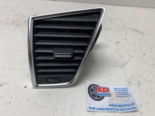 Begagnade Luftmunstycke, instrumentbräda Audi Q5 (8RB) 2.0 TFSI 16V Quattro Pris € 24,99 Marginaltabell erbjuds av AP Auto's