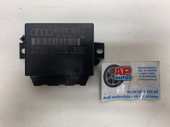 PDC-modul från en Audi A6 (C6) 2.0 T FSI 16V 2007