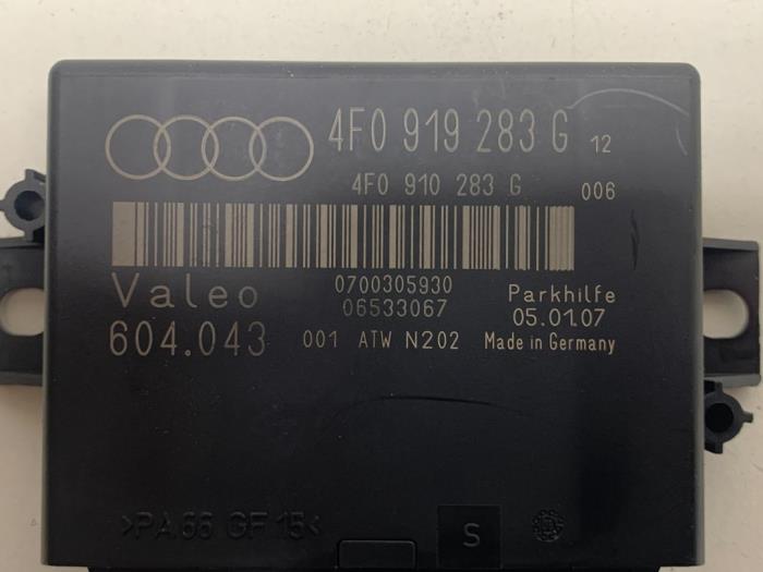 PDC-modul från en Audi A6 (C6) 2.0 T FSI 16V 2007