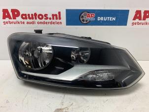 Begagnade Strålkastare, höger Volkswagen Polo V (6R) 1.4 16V Pris € 69,99 Marginaltabell erbjuds av AP Auto's