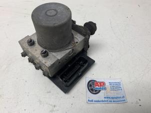 Begagnade ABS-pump Audi A4 Avant (B8) 2.0 TFSI 16V Pris € 99,99 Marginaltabell erbjuds av AP Auto's