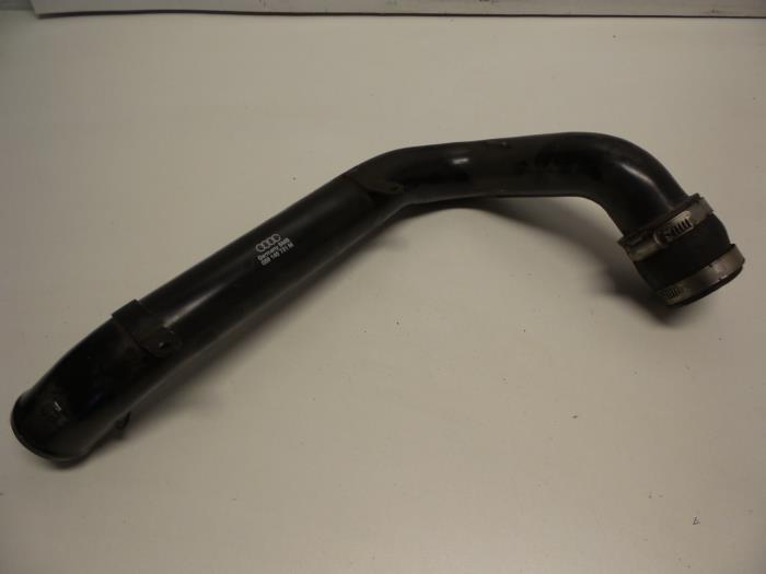 Ledningar (diverse) från en Audi A8 (D3) 3.7 V8 40V Quattro 2005