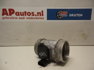 Gebruikte Luchtmassameter Audi A4 Avant (B6) 2.5 TDI 155 24V Prijs € 19,99 Margeregeling aangeboden door AP Auto's