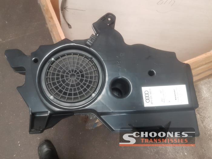 Bashögtalare från en Audi A3 Sportback (8PA) 1.4 TFSI 16V 2009