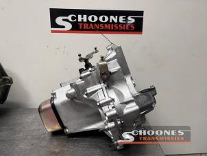 Gereviseerde Versnellingsbak Peugeot 207 CC (WB) Prijs € 952,88 Inclusief btw aangeboden door Schoones Transmissies B.V.