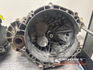 Gebruikte Versnellingsbak Ford Transit 2.0 TDCi 16V Eco Blue 105 Prijs € 2.350,43 Inclusief btw aangeboden door Schoones Transmissies B.V.