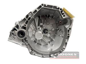 Skontrolowane Skrzynia biegów Nissan Qashqai (J11) 1.5 dCi 115 Cena € 1.206,98 Z VAT oferowane przez Schoones Transmissies B.V.