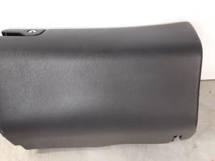 Gebruikte Dashboardkastje Mercedes C (W203) 2.6 C-240 V6 18V Prijs € 40,00 Margeregeling aangeboden door Tijdeman Mercedes Onderdelen