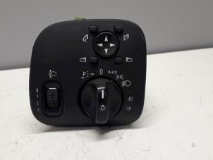 Begagnade Ljusbrytare Mercedes C Sportcoupé (C203) 1.8 C-180K 16V Pris på förfrågan erbjuds av Tijdeman Mercedes Onderdelen