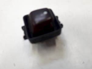 Gebruikte Cabriodak Bediening Mercedes SLK (R170) 2.3 230 K 16V Prijs € 20,00 Margeregeling aangeboden door Tijdeman Mercedes Onderdelen