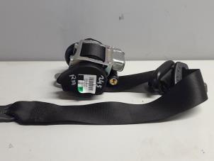 Begagnade Bakre säkerhetsbälte, höger Mercedes B (W245) 1.5 B-150 16V Pris € 40,00 Marginaltabell erbjuds av Tijdeman Mercedes Onderdelen