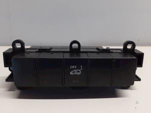 Begagnade Larmmodul Mercedes B (W245) 1.5 B-150 16V Pris på förfrågan erbjuds av Tijdeman Mercedes Onderdelen