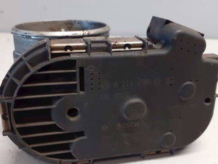 Spjällhus från en Mercedes-Benz CLK (C208) 2.0 200K Evo 16V 2000